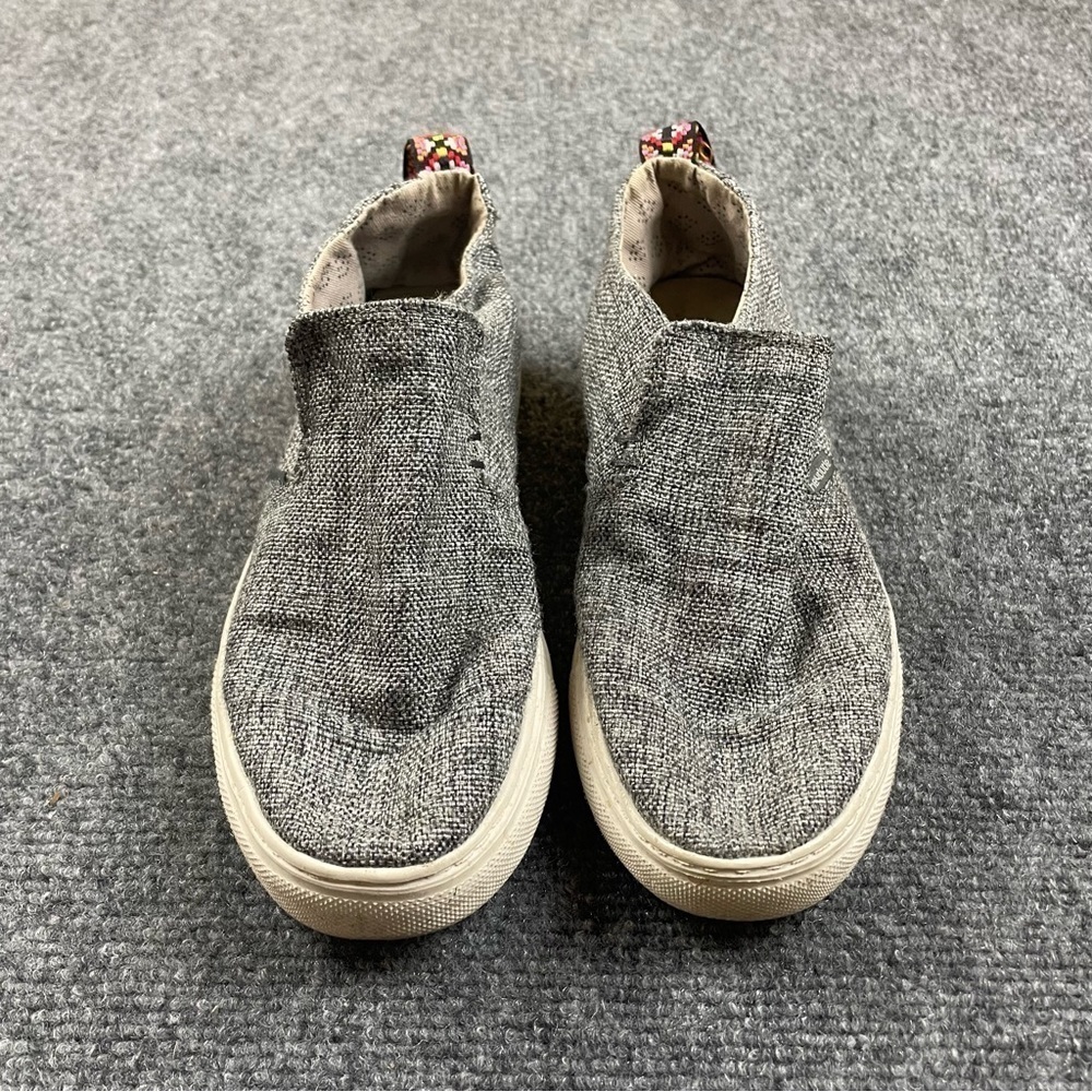 HEY DUDE Women’s Peyton Shoe Grey Black slip on size: 6 - Picture 2 of 11